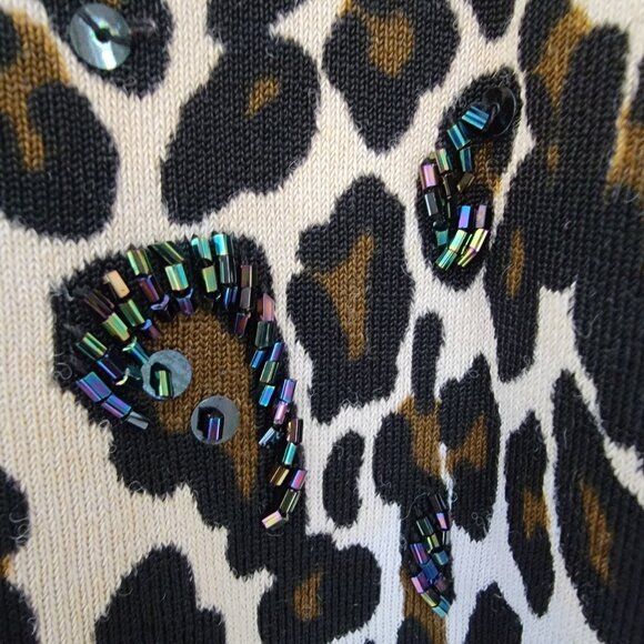 Pierre‎ New York Sz M Animal Print Beaded Light Weight Sweater Top Rayon Blend - Picture 3 of 8